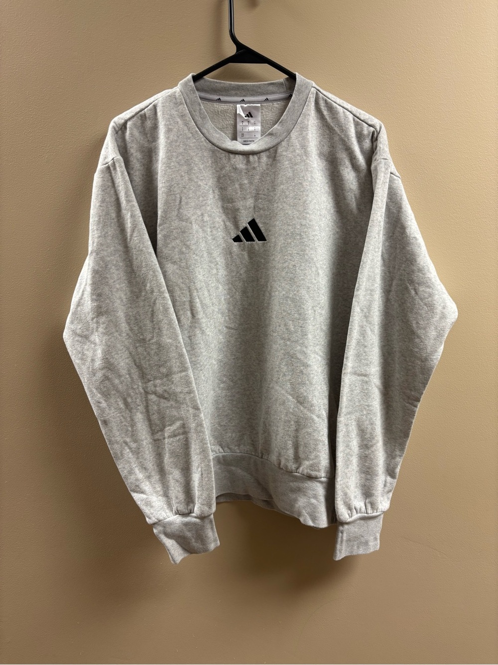 Adidas Men's feelcozy fleece crew neck - size small